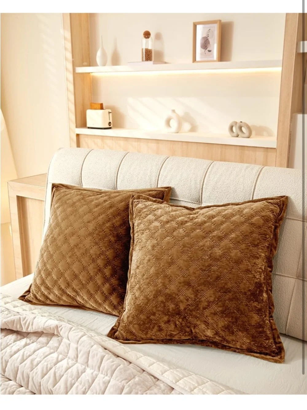 COCOPLOCEUS Pillow Cover 24x24 1 Piece Velvet Large Euro Sham 873/bb8-1